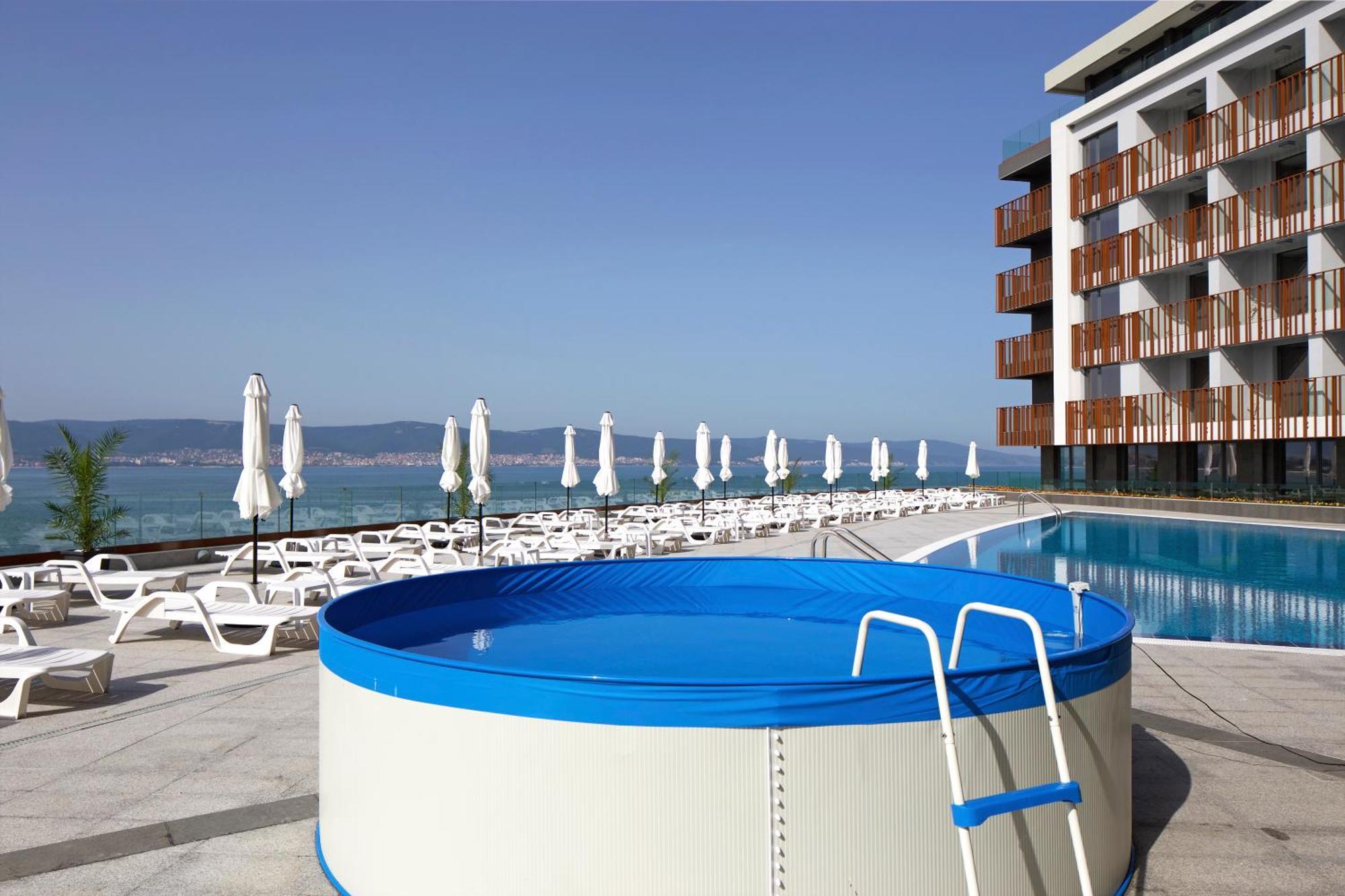 Sea View Apartment In Paradiso Nesebar Exterior photo