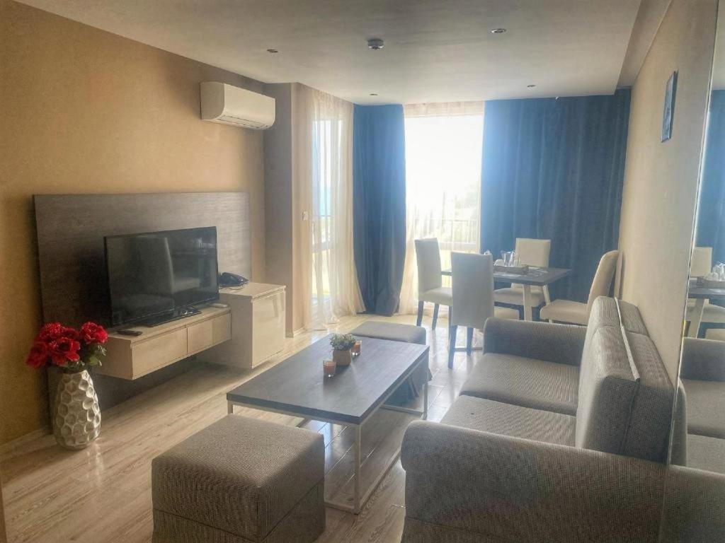 Sea View Apartment In Paradiso Nesebar Exterior photo